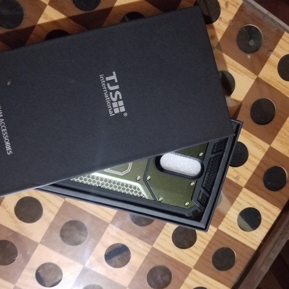 TJS international Premium phone accessories.